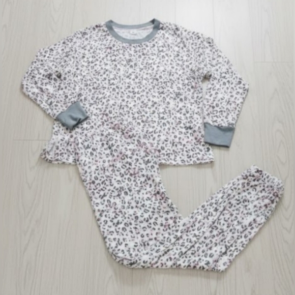 NEW! Joyspun Animal print pajamas NWT 109 - Picture 2 of 6